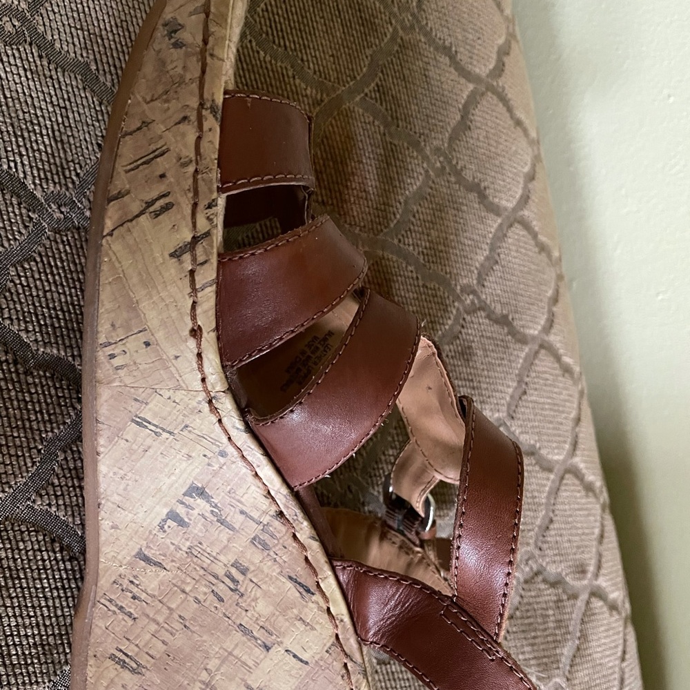 Born Sandals - Picture 2 of 4